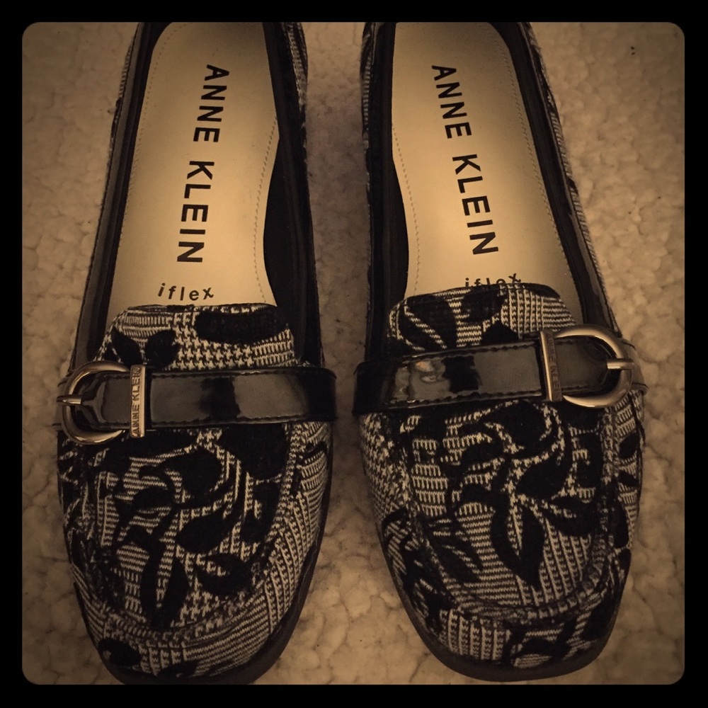 Smart! Anne Klein iflex loafers NWOT